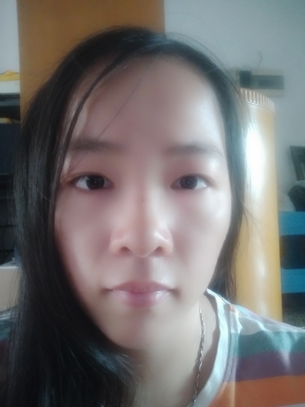 w洁的第二张照片--汕尾相亲服务中心
