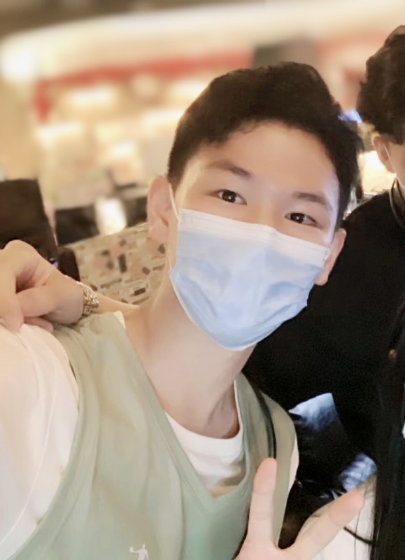 六月的春风的第一张照片--汕尾相亲服务中心