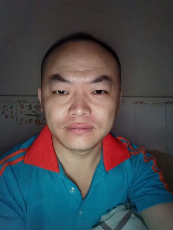 与子携老的第三张照片--汕尾相亲服务中心