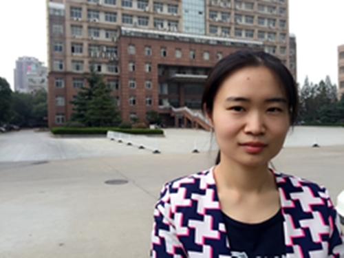 女儿征婚的第一张照片--汕尾相亲服务中心