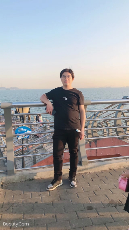 陆迅的第二张照片--汕尾相亲服务中心