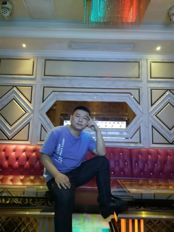 黄生的第四张照片--汕尾相亲服务中心