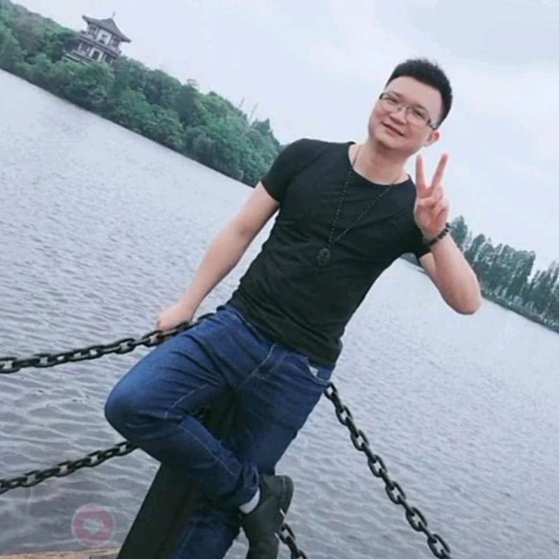 lg营的第一张照片--汕尾相亲服务中心